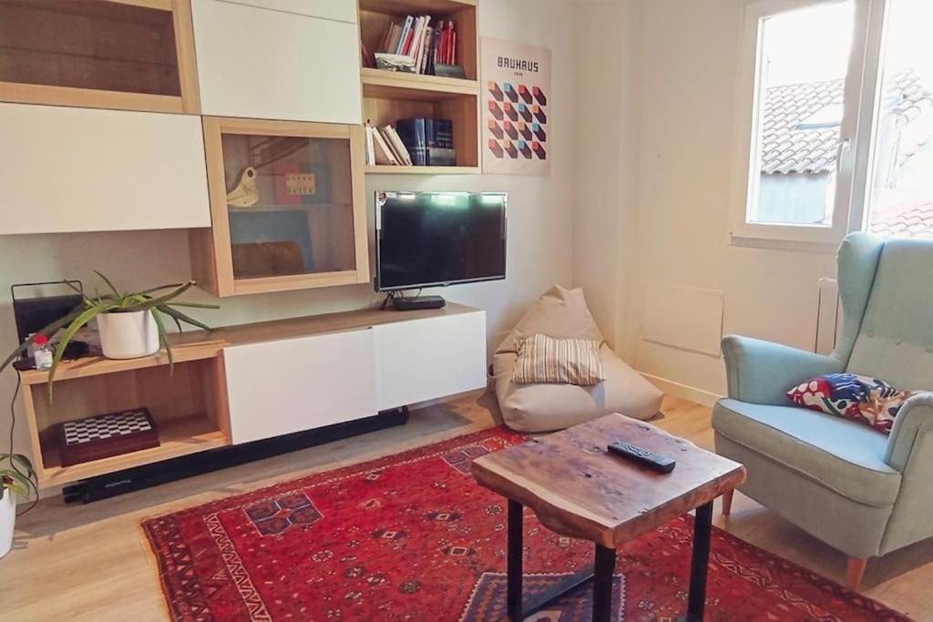 Apartamento En El Centro De גיחון מראה חיצוני תמונה